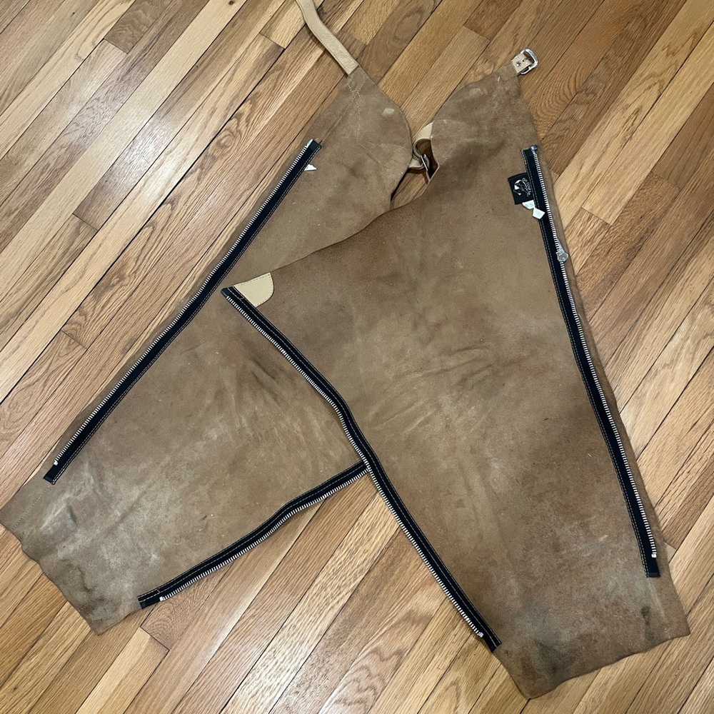 Full Leather Riding Chaps 🐴 - Picture 3 of 8